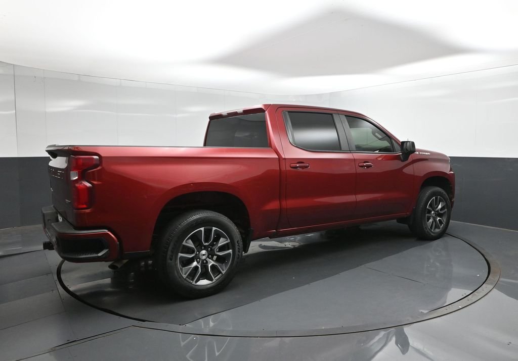 Used 2019 Red Chevrolet RST image 8