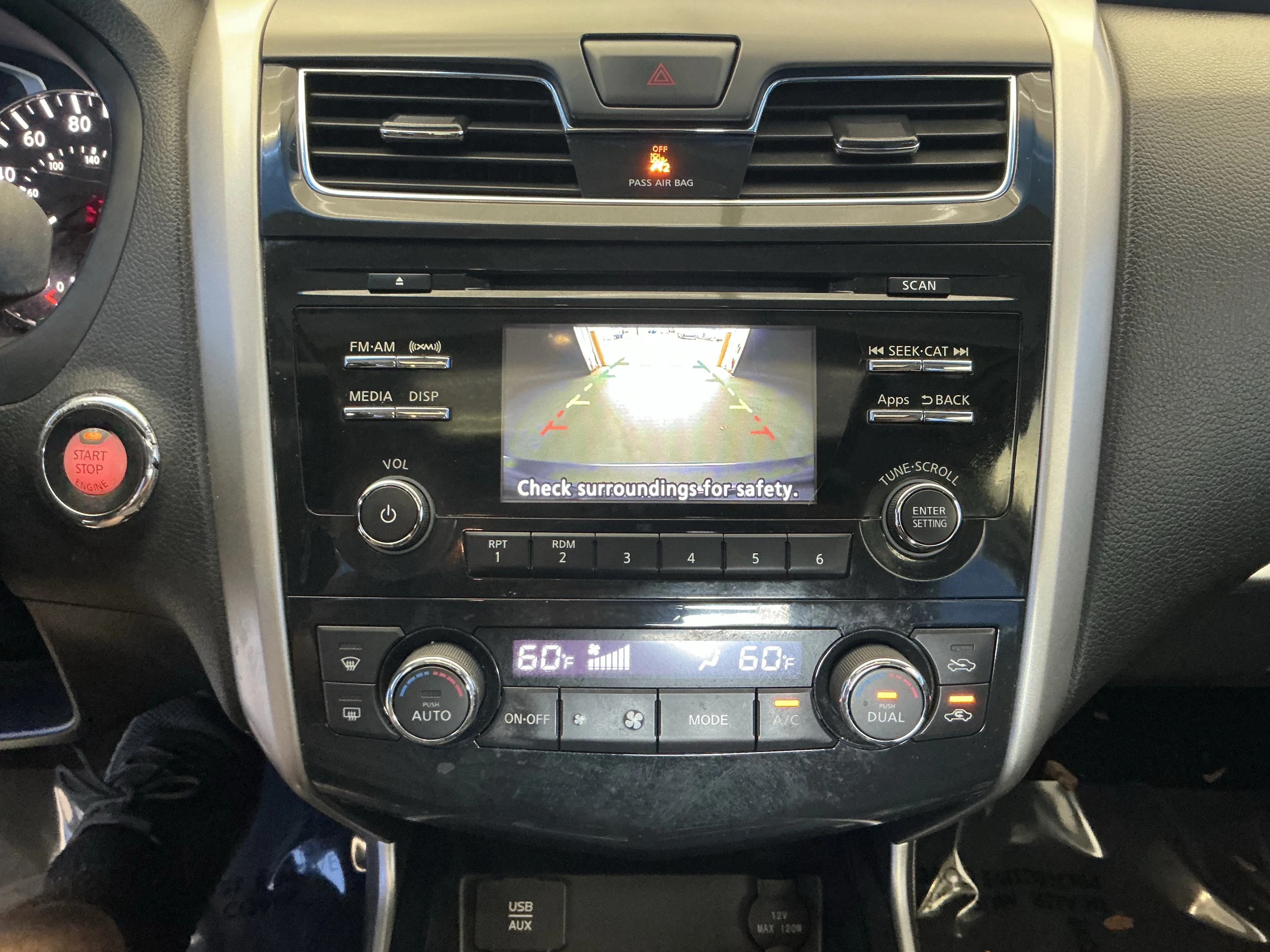 Used 2015 Gun Metallic Nissan 2.5 SV image 21