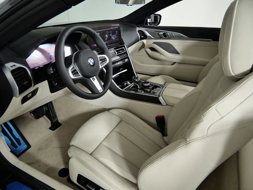 Used 2026 Black Sapphire Metallic BMW 840i image 31