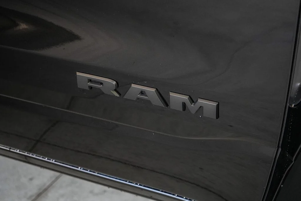 New 2026 Diamond Black Crystal Pearl-Coat Exterior Paint RAM RHO image 11