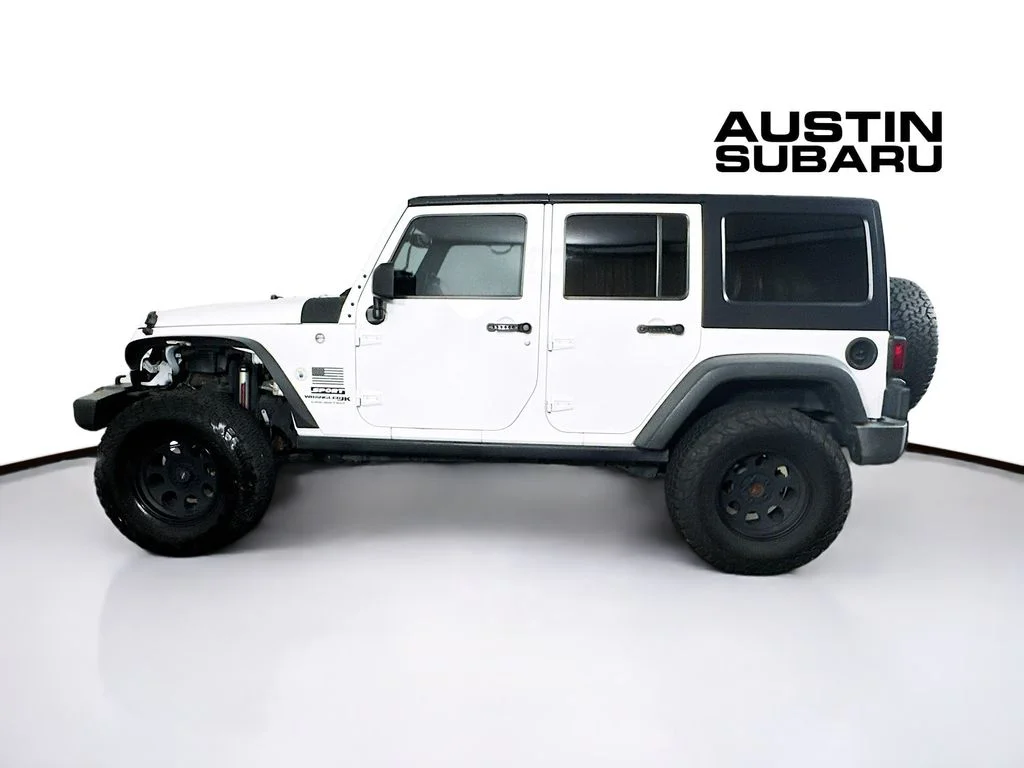 Used 2018 White Jeep Unlimited Willys Wheeler image 4