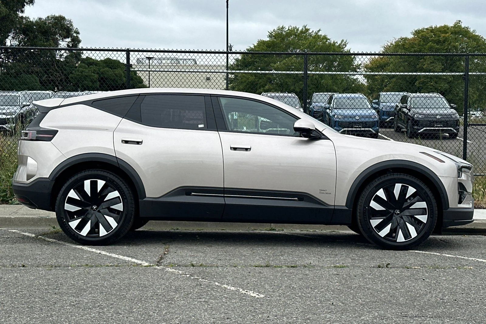 Used 2025 Jupiter Metallic Polestar Long Range Dual Motor image 8