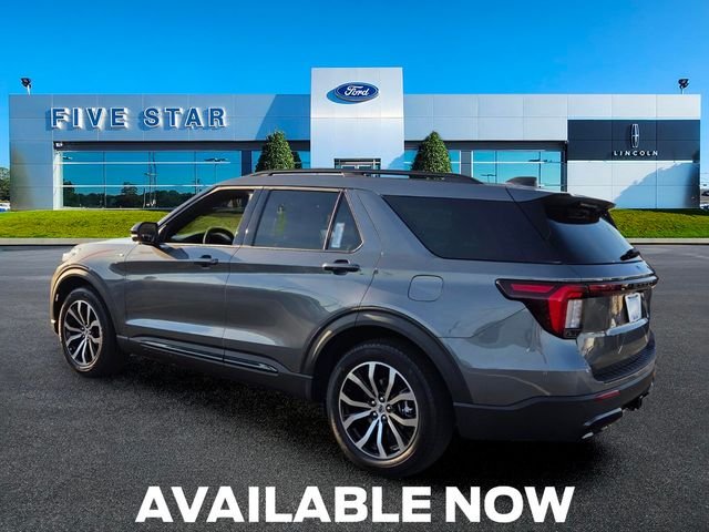 New 2026 Carbonized Gray Metallic Ford ST-Line image 5