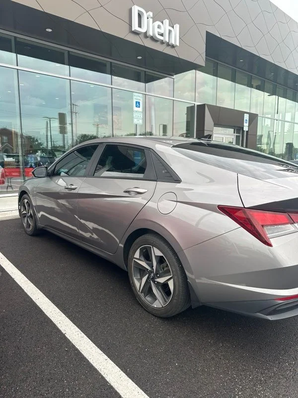 Used 2023 Silver Hyundai SEL image 6