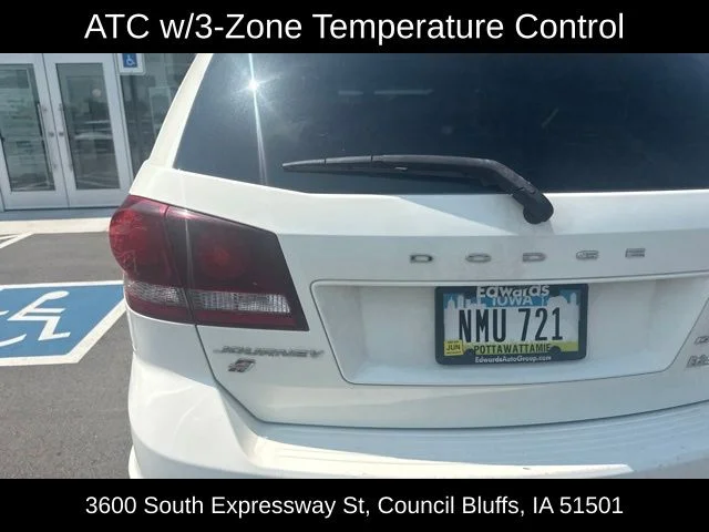 Used 2018 White Dodge Crossroad image 12