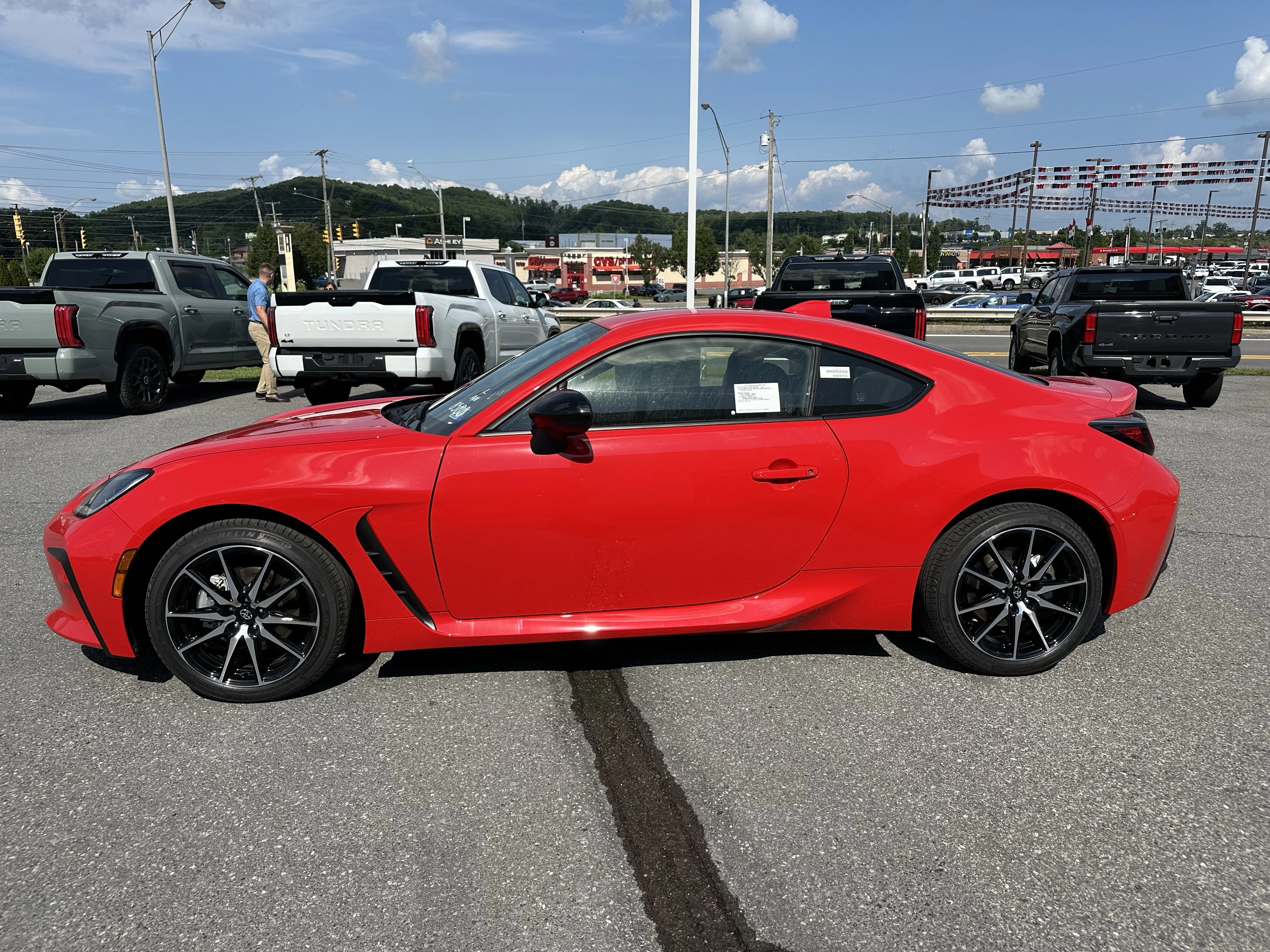 New 2026 Track bRED Toyota GR86 image 6