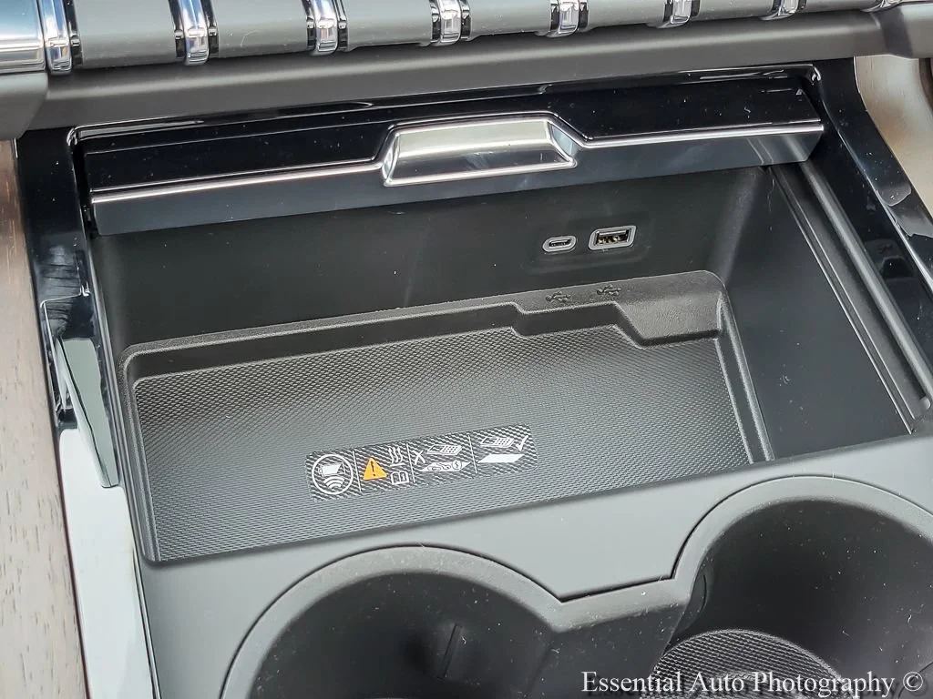 2026 GMC Yukon XL Denali Ultimate - Photo 19