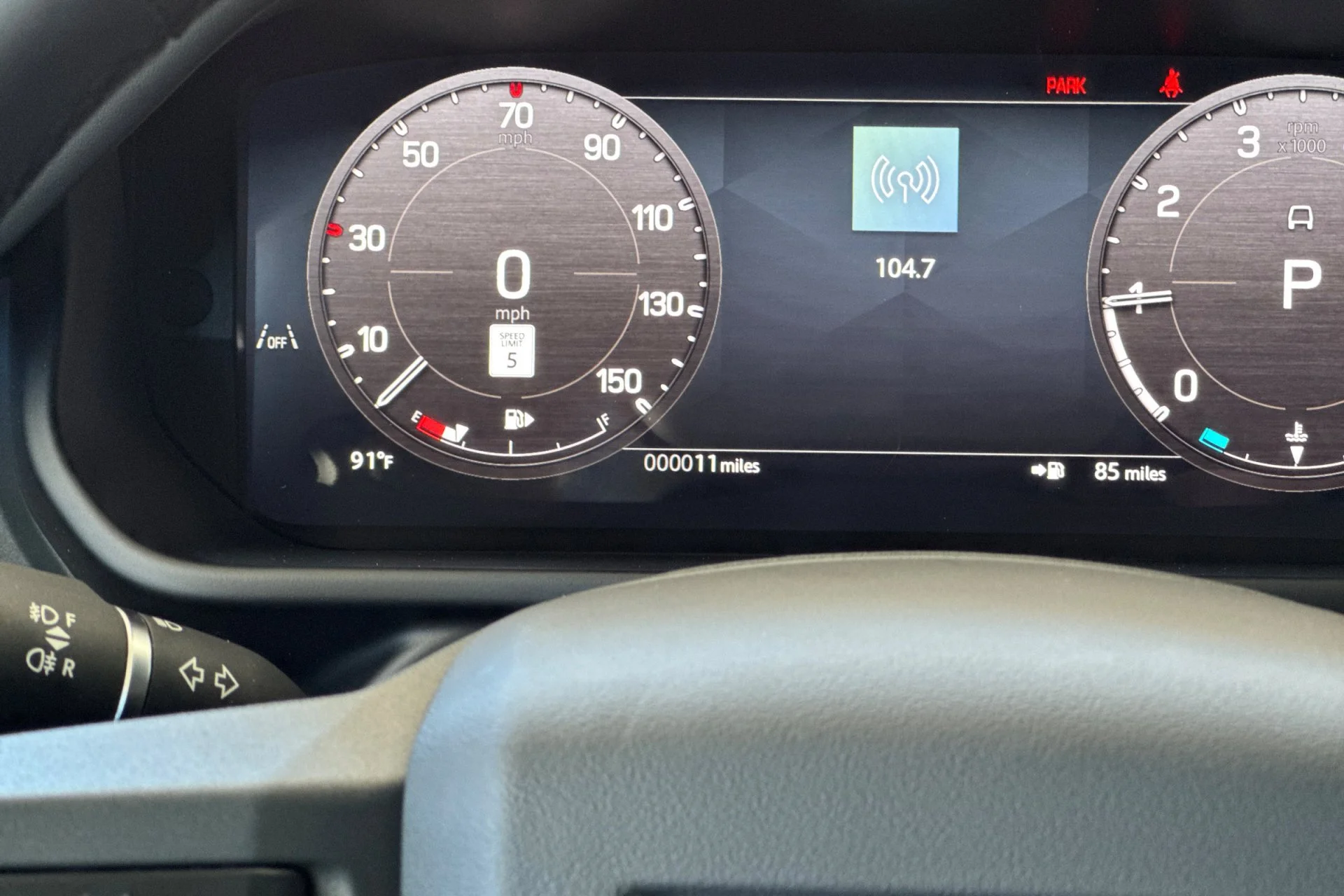 New 2026 Sedona Red Land Rover X-Dynamic SE image 28