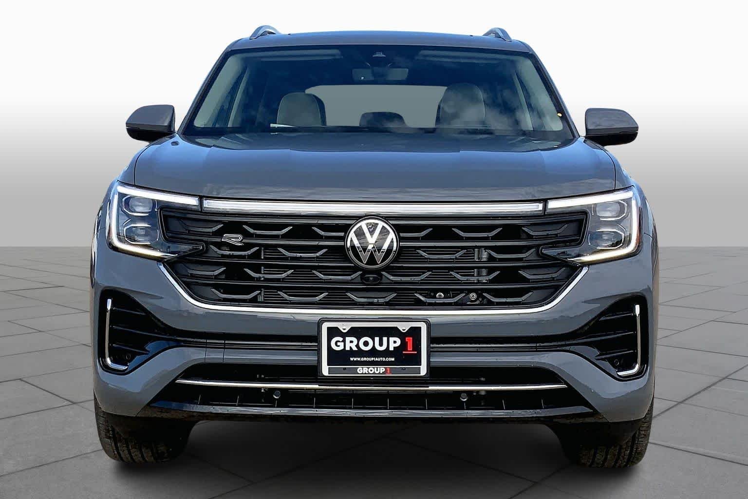 New 2026 Pure Gray Volkswagen 2.0T SEL Premium R-Line image 3