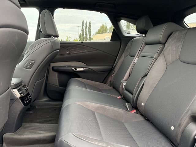Used 2025 White Lexus 450h+ Luxury image 22