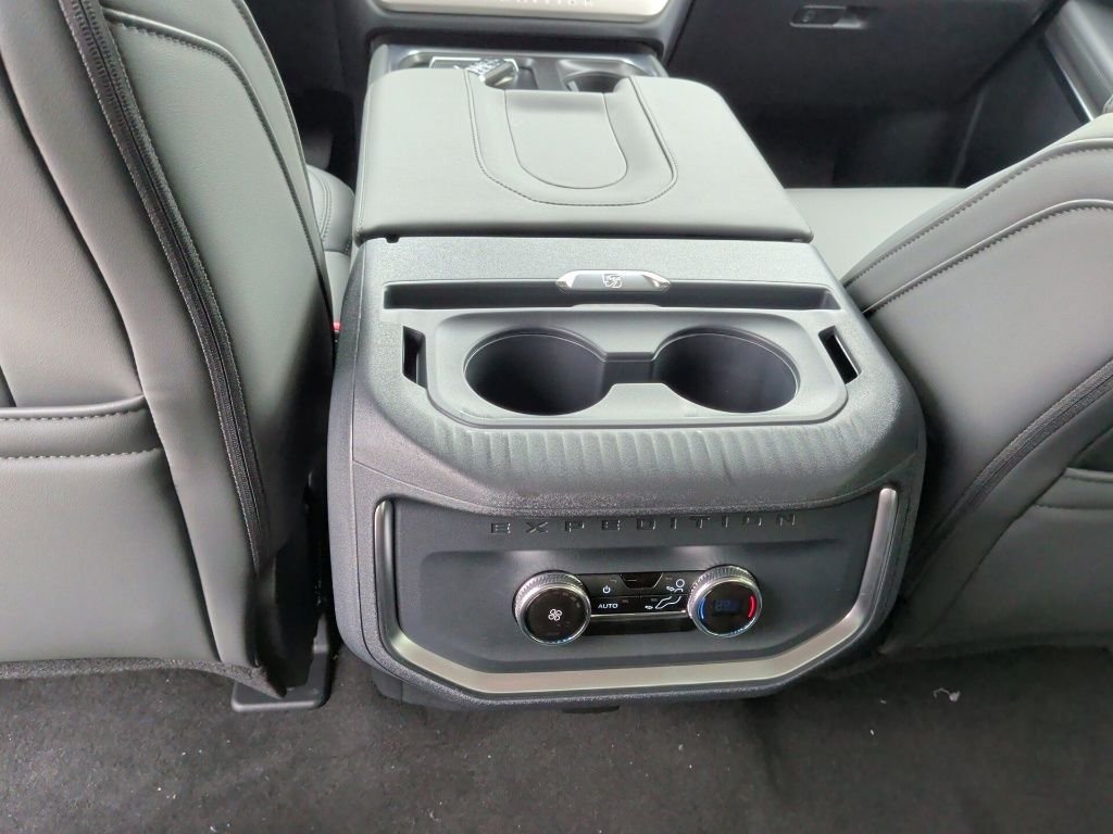 New 2026 Agate Black Metallic Ford MAX Active image 36