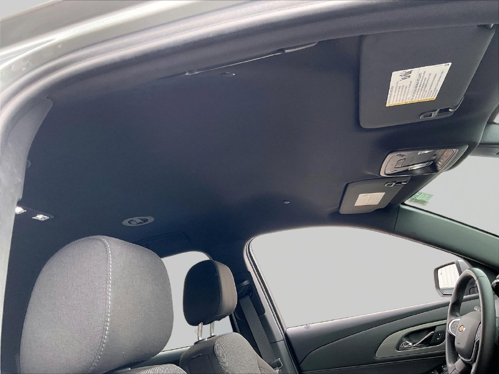Used 2023 Gray Chevrolet LT image 23