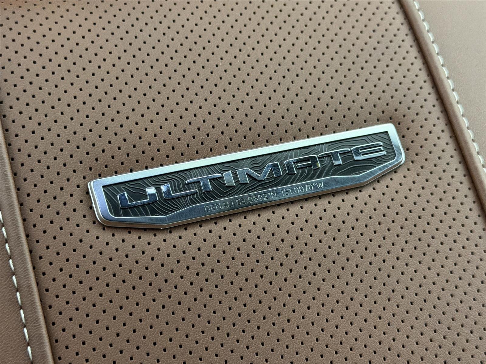 New 2026 Glacier White Tricoat GMC Denali Ultimate image 33