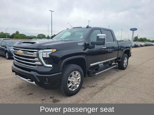 New 2026 Black Chevrolet High Country image 23