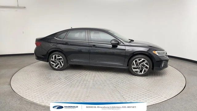 Used 2024 Black Volkswagen 1.5T SEL image 9