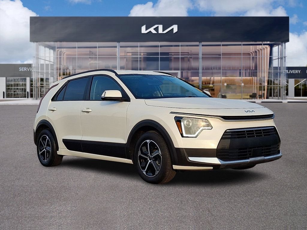 2024 Kia Niro EX