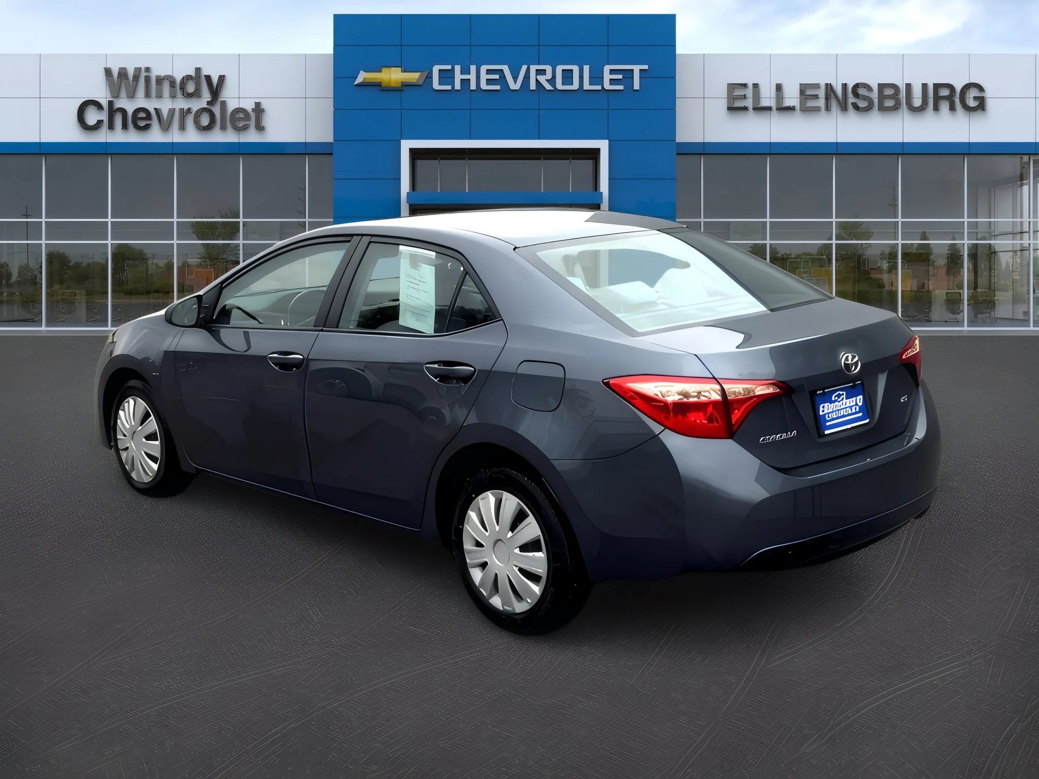 2019 Toyota Corolla LE - Photo 5