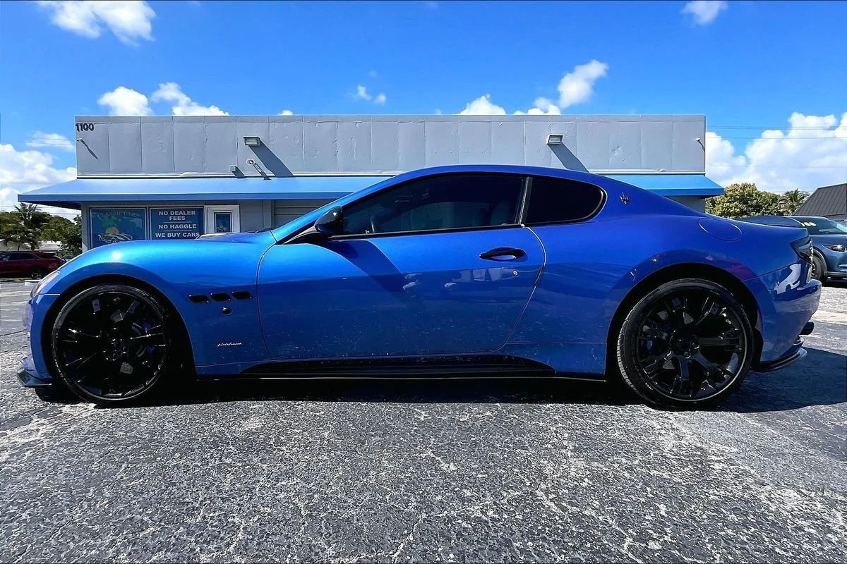 Used 2014 Blue Maserati Sport image 30