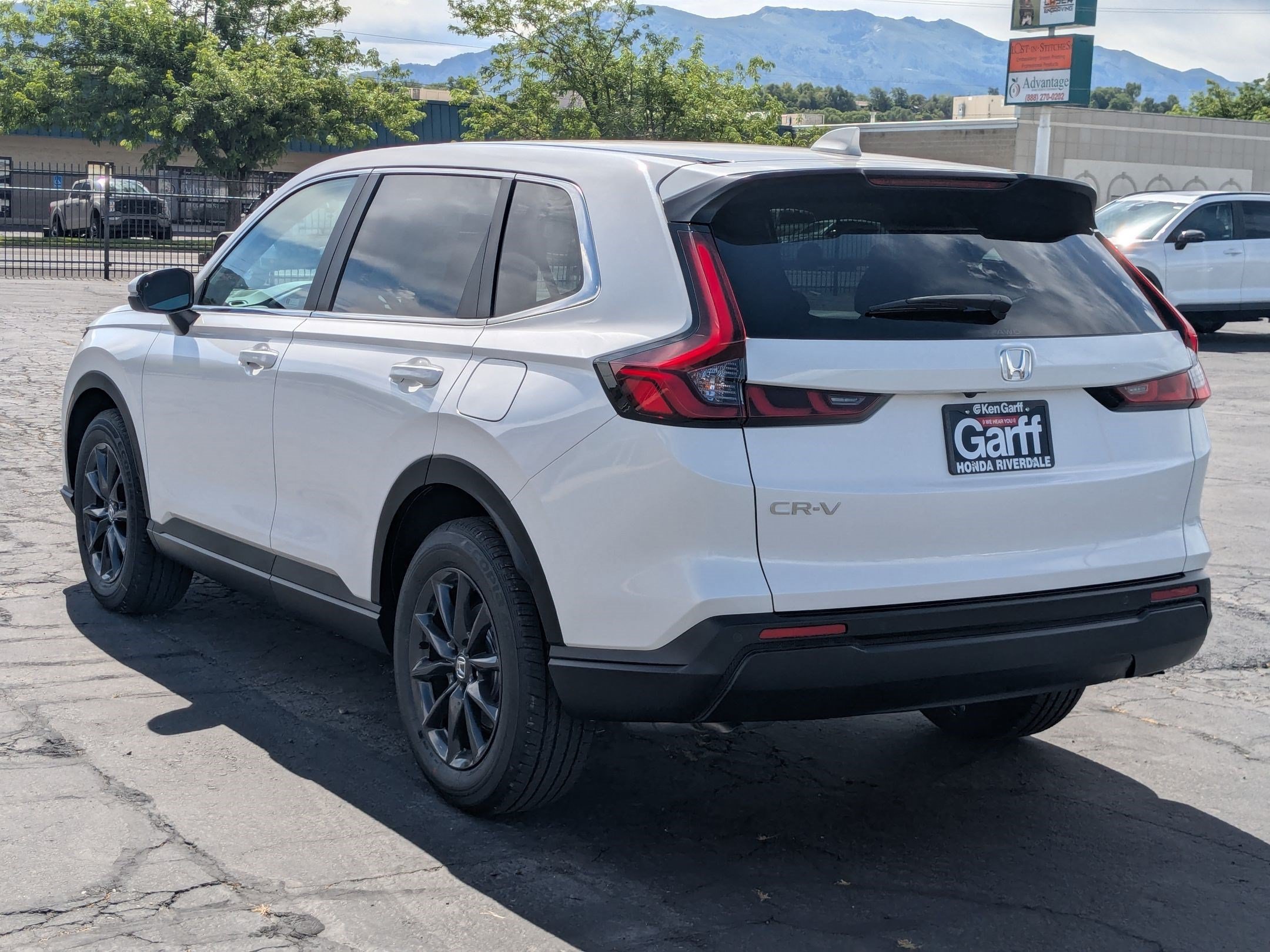 New 2026 Platinum White Pearl Honda EX-L image 5