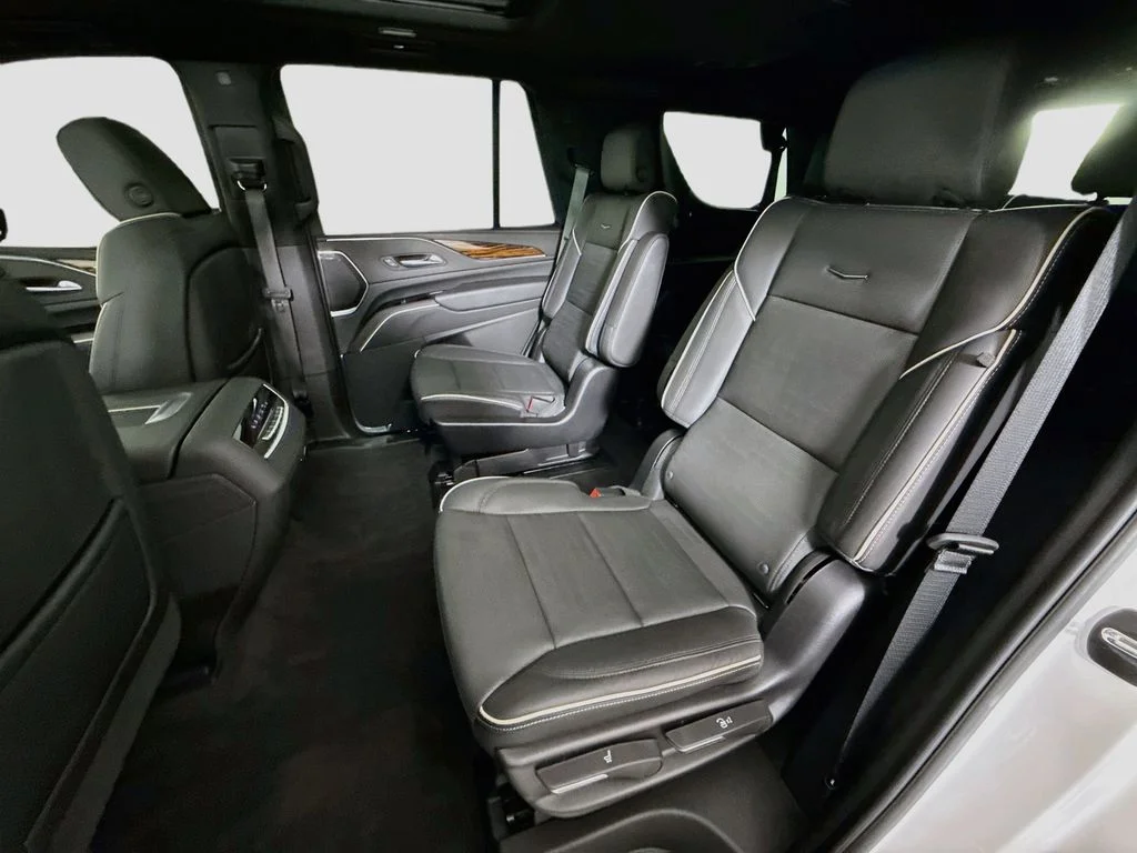 Used 2023 White Cadillac Premium Luxury image 26