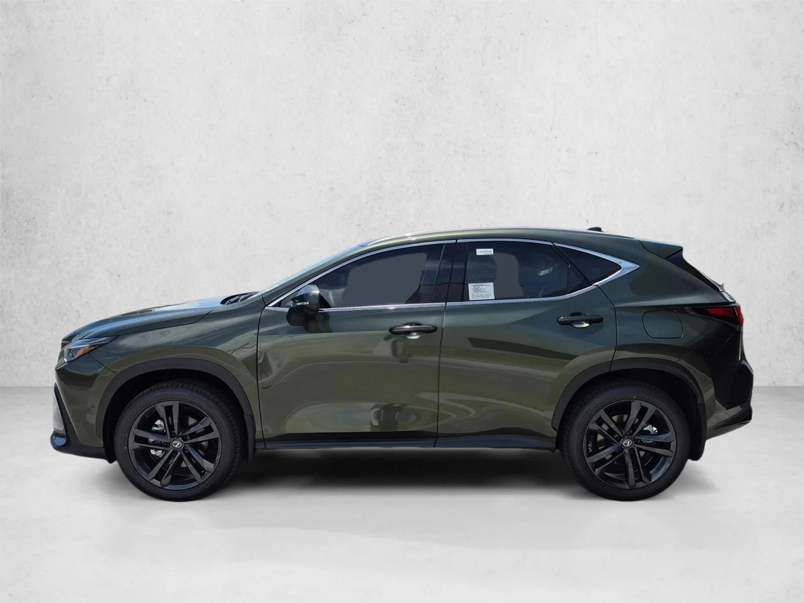 New 2026 Nori Green Pearl Lexus NX 450h+ LUXURY AWD image 8
