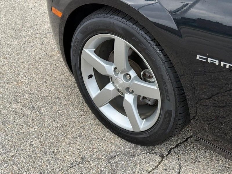 Used 2012 Black Chevrolet 2LT image 10