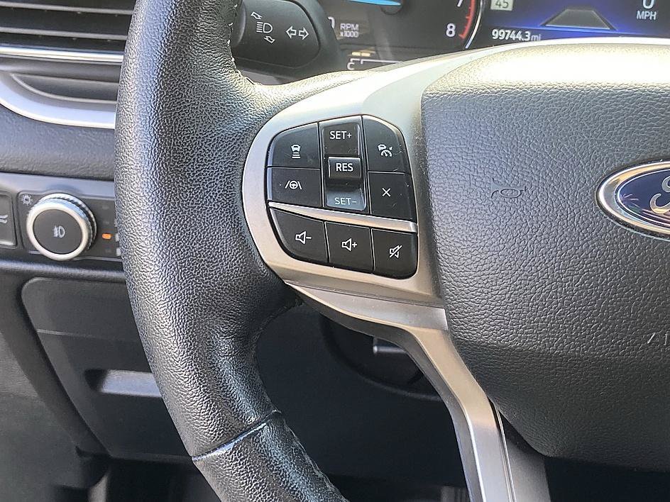 Used 2022 Gray Metallic Ford XLT image 24