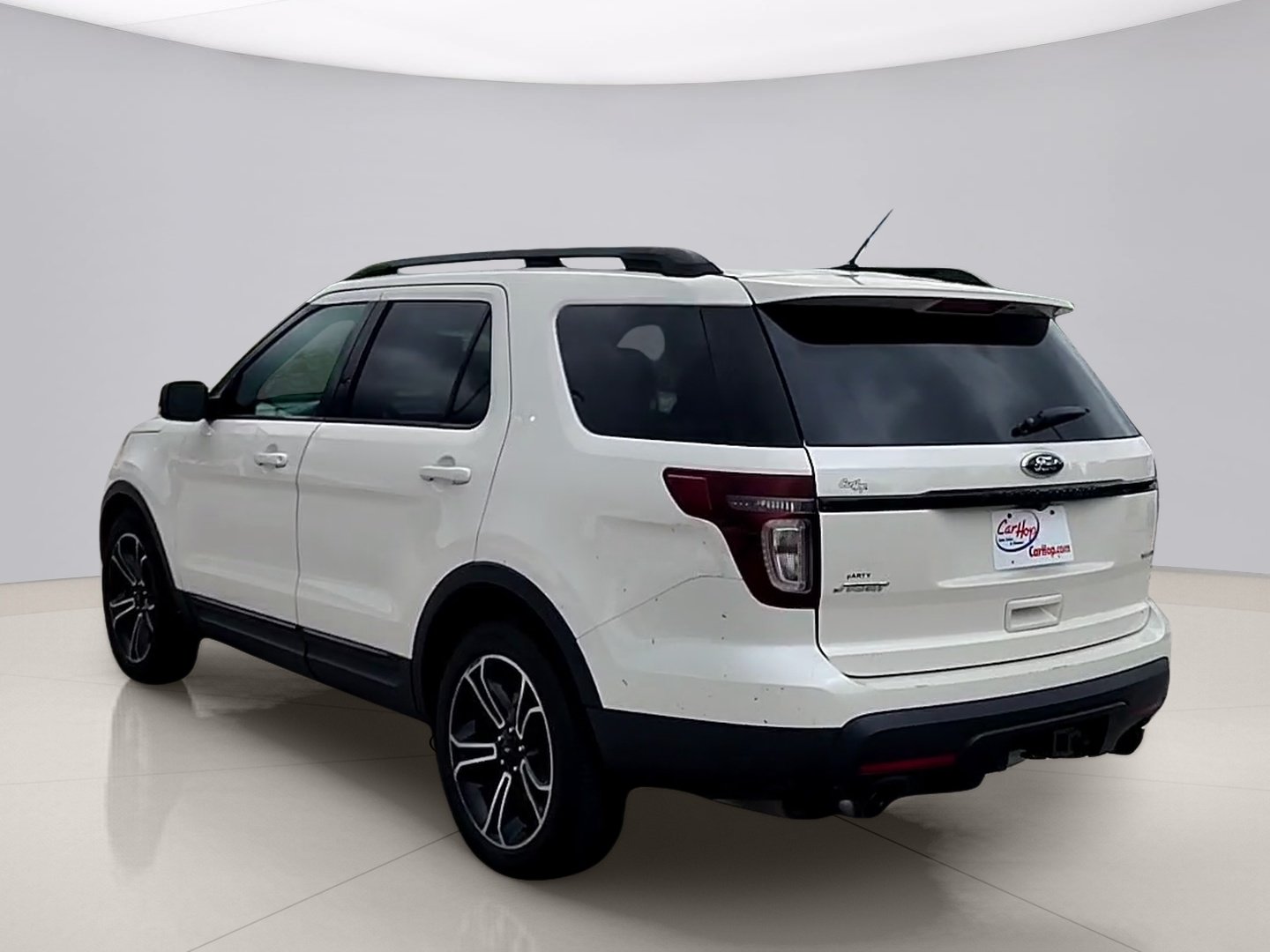 Used 2015 White Ford SPORT image 3
