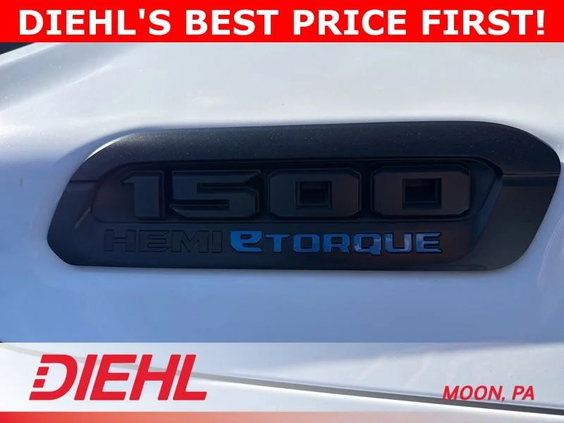 Used 2022 White Ram Big Horn/Lone Star image 13