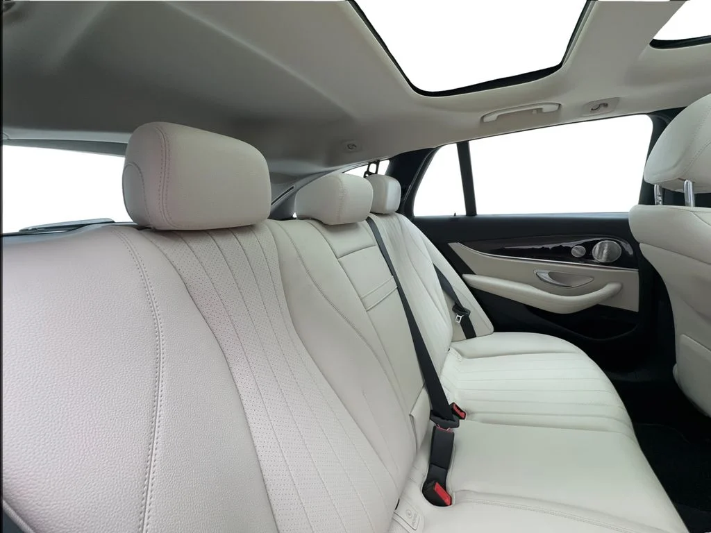 Used 2022 Blue Mercedes-Benz E 450 image 27