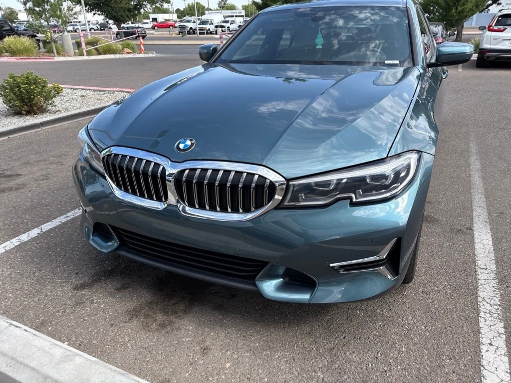 Used 2020 Blue BMW 330i xDrive image 4