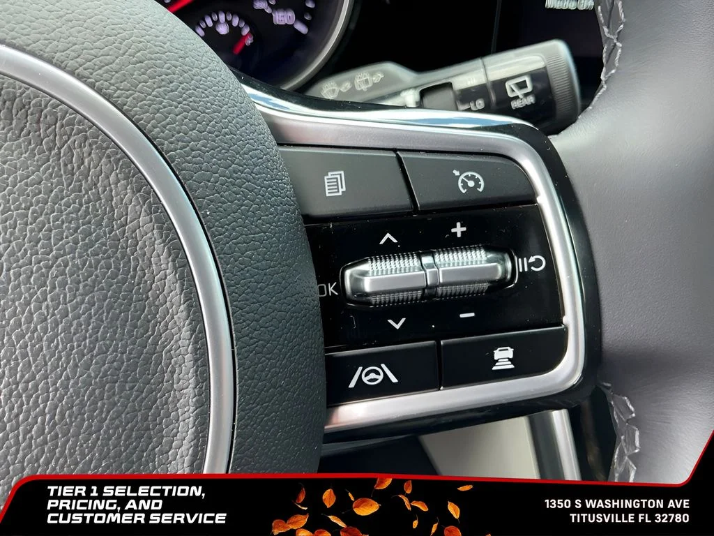 Used 2024 Red Kia EX image 30