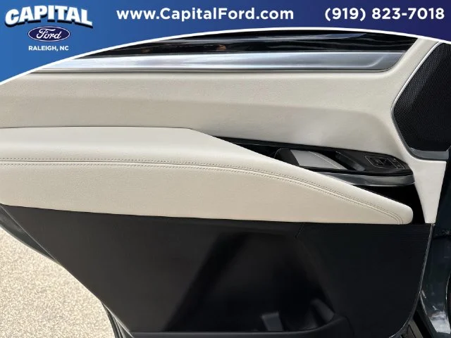 Used 2026 Green Cadillac Sport image 17
