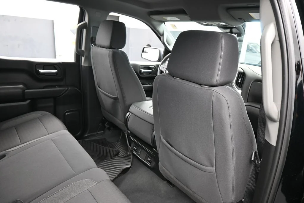 Used 2025 Black Chevrolet Custom image 43