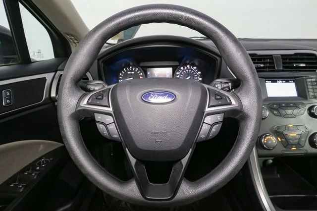 Used 2020 Black Ford S image 24