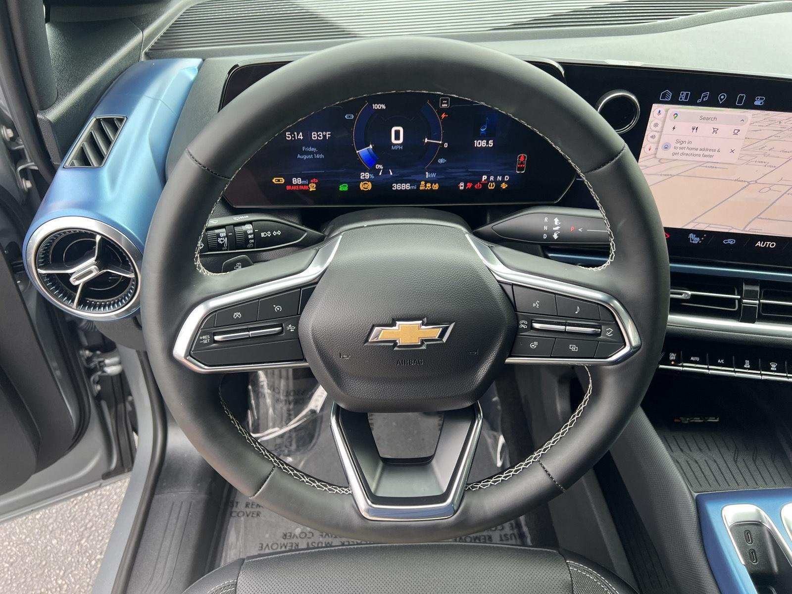 2025 Chevrolet Equinox EV LT - Photo 21