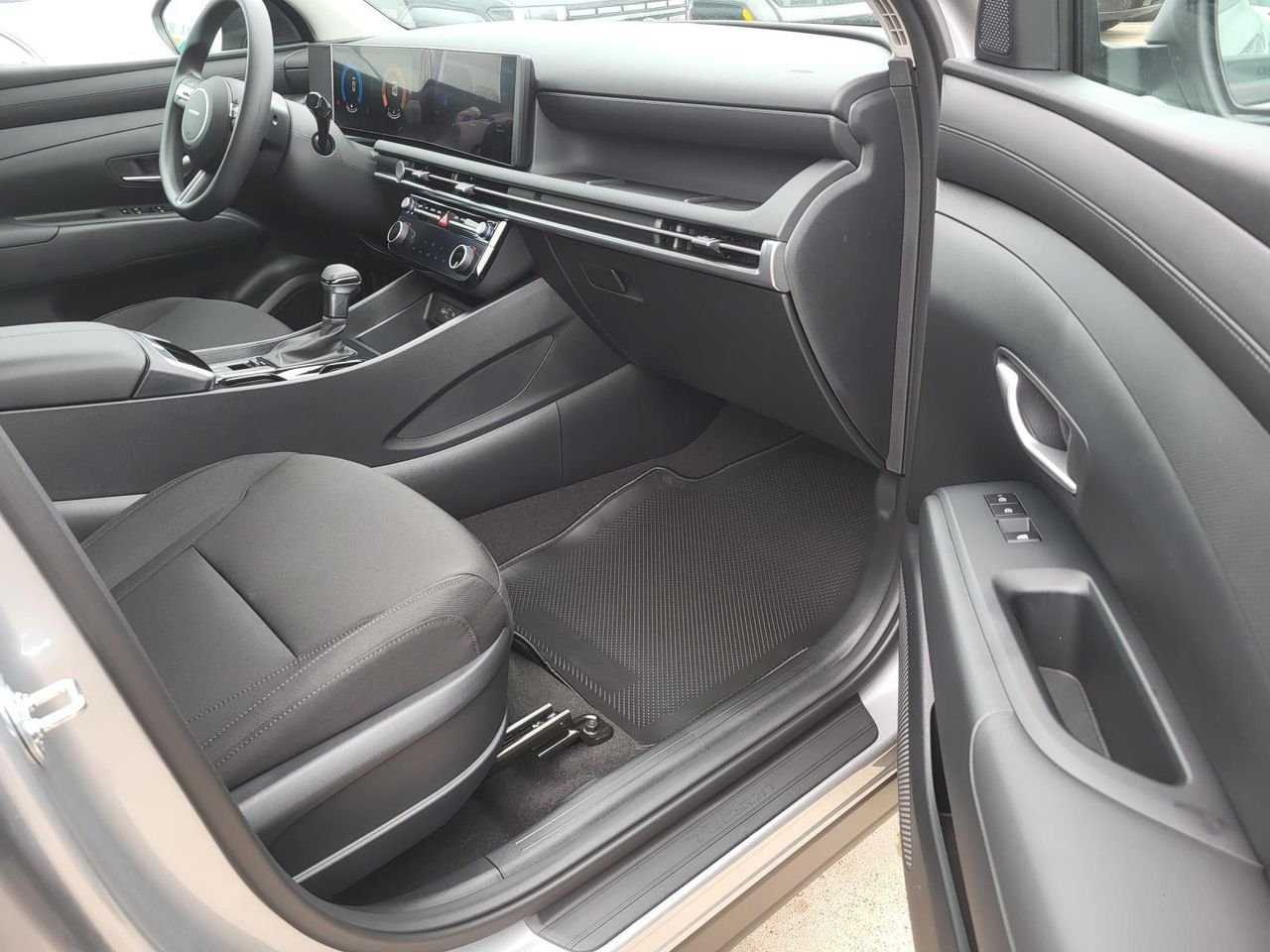 New 2026 Shimmering Silver Hyundai SEL FWD image 7