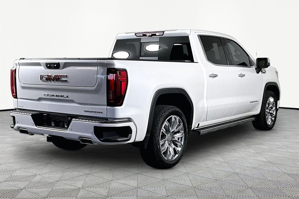 Used 2024 White GMC Denali image 6