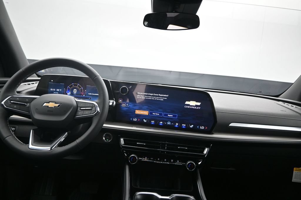 2027 Chevrolet Traverse LT - Photo 19
