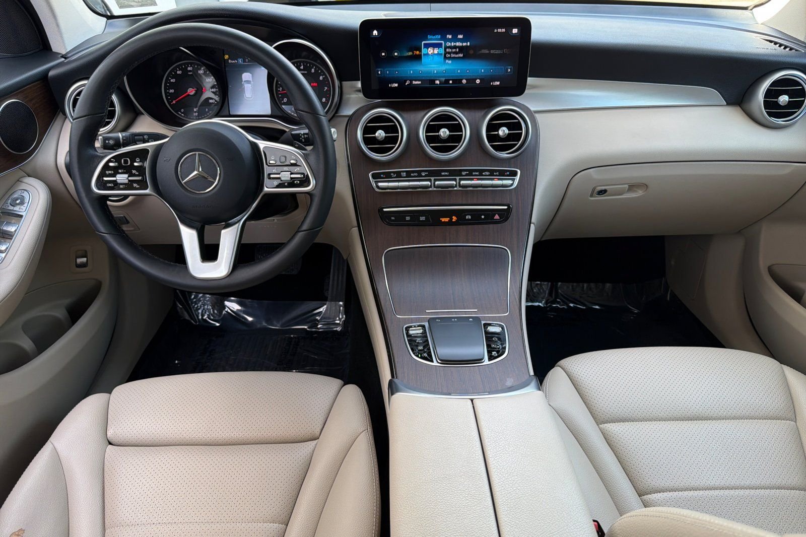 Used 2021 Blue Mercedes-Benz GLC 300 image 3
