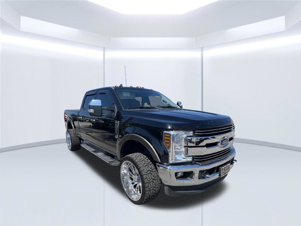Used 2019 Black Ford Lariat image 2