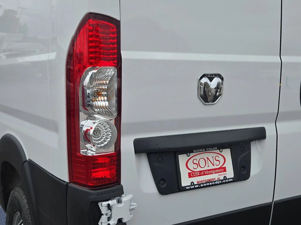 New 2026 Bright White Clear-Coat Exterior Paint RAM High Roof image 9