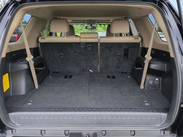 Used 2019 Black Toyota SR5 Premium image 13