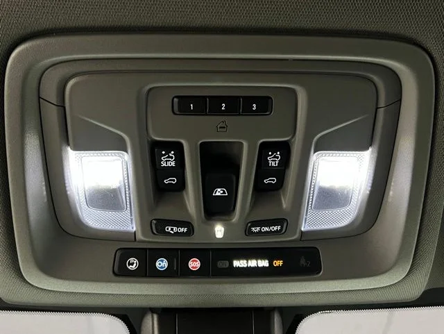 Used 2021 Black GMC Denali image 38