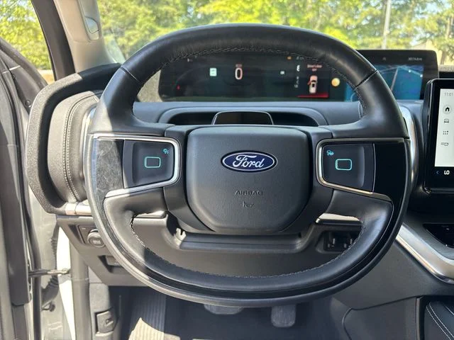 Used 2025 White Ford Platinum image 14