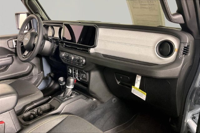 Used 2025 Gray Jeep Sport S image 24