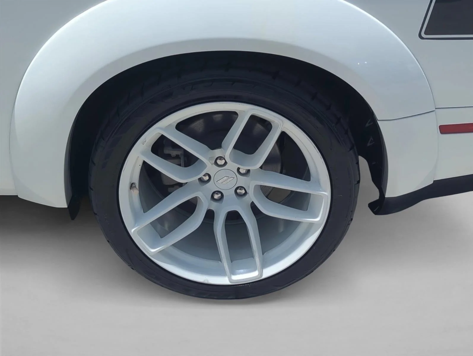 Used 2023 White Knuckle Clearcoat Dodge R/T image 20