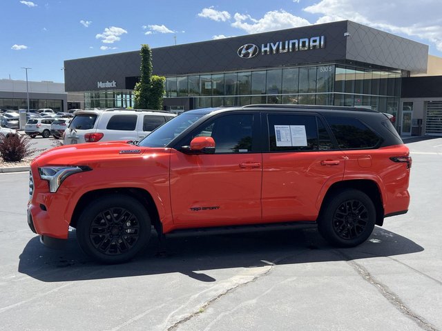 2024 Toyota Sequoia SR5