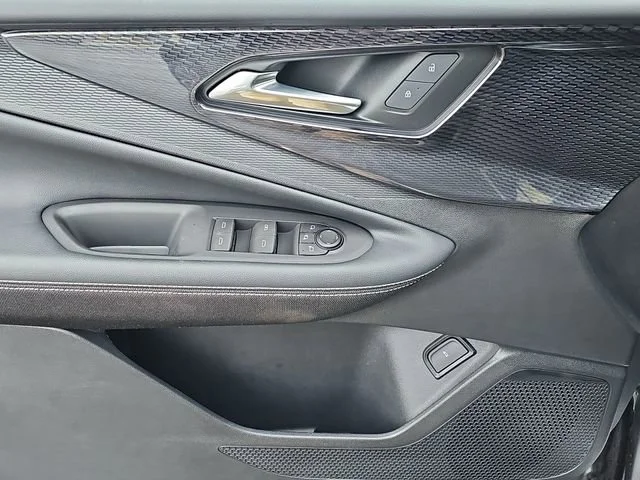 2025 Chevrolet Blazer EV LT - Photo 22