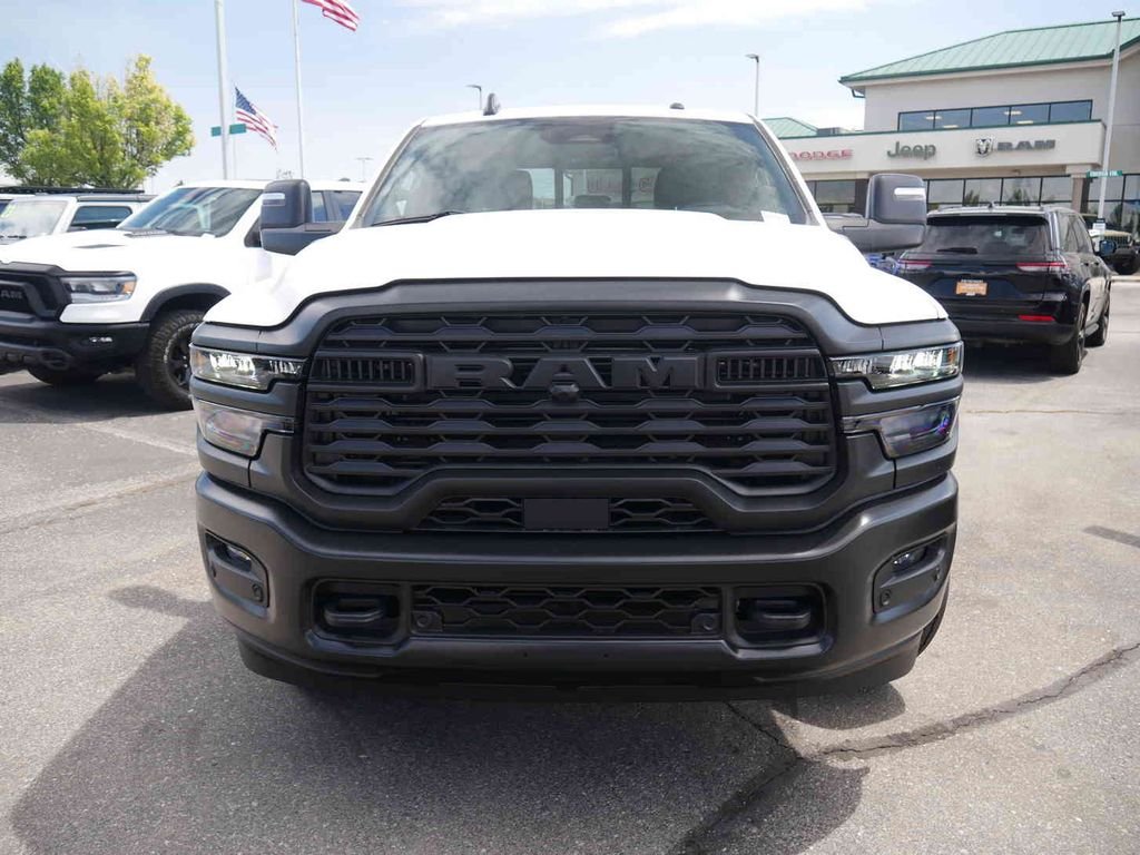 New 2026 Bright White Clear-Coat Exterior Paint RAM TRADESMAN image 2